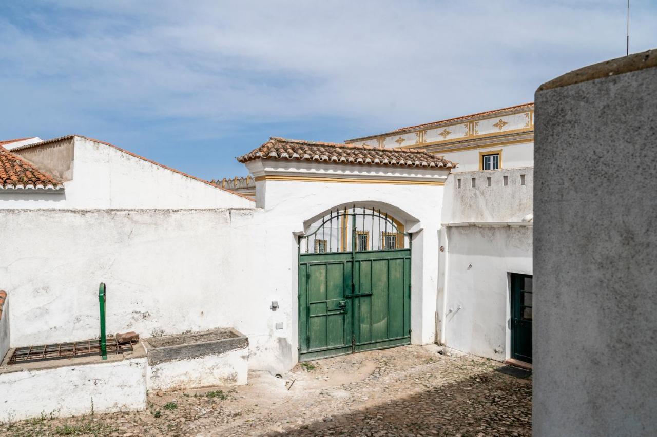 Отель Casa Garcia Amareleja Экстерьер фото